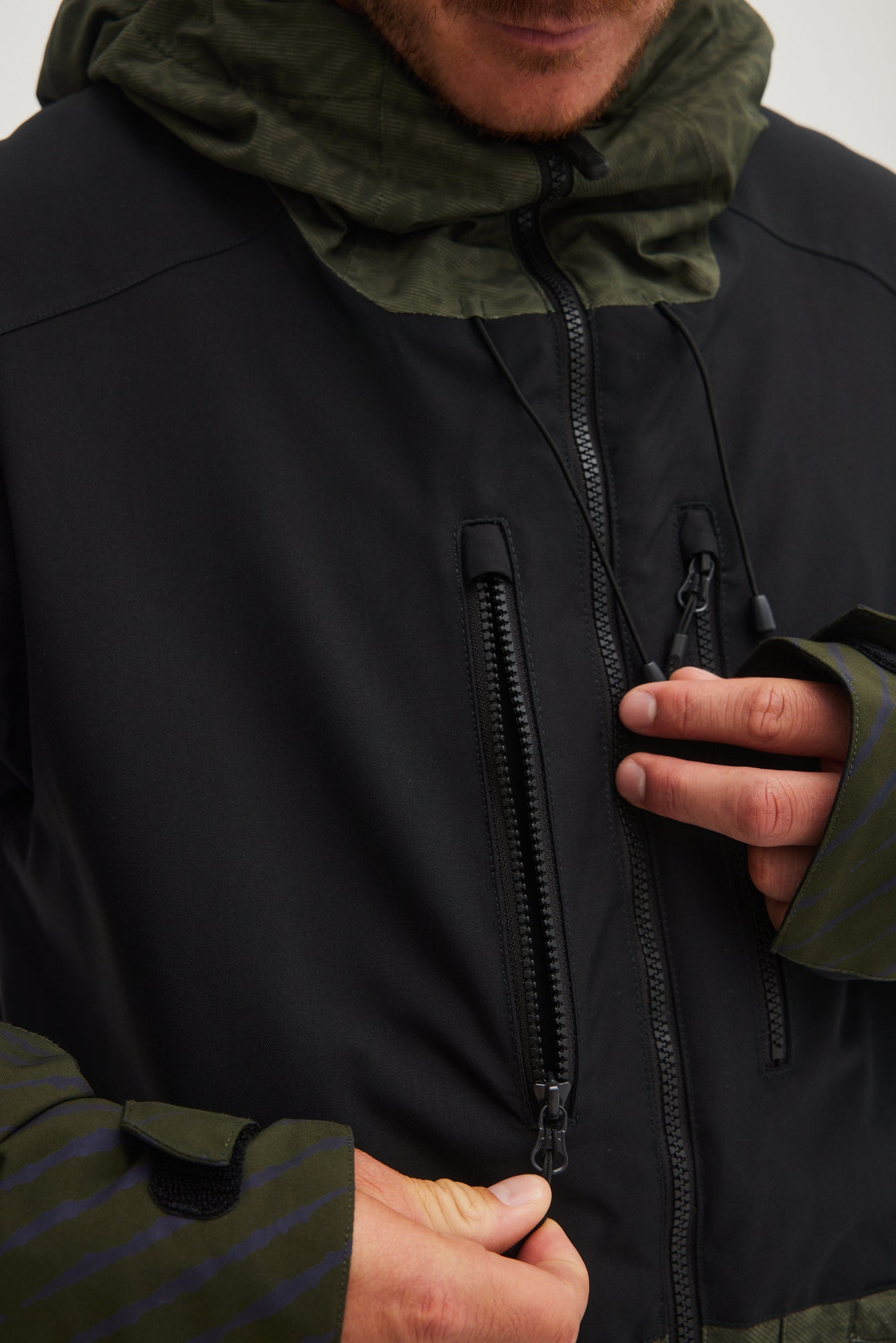 Men's Texture Snow Jacket - Black Out Colour Block