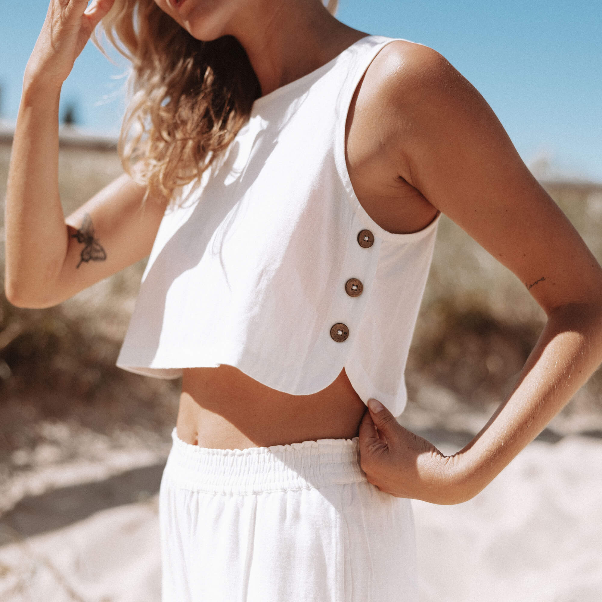 Sanders Tank - White