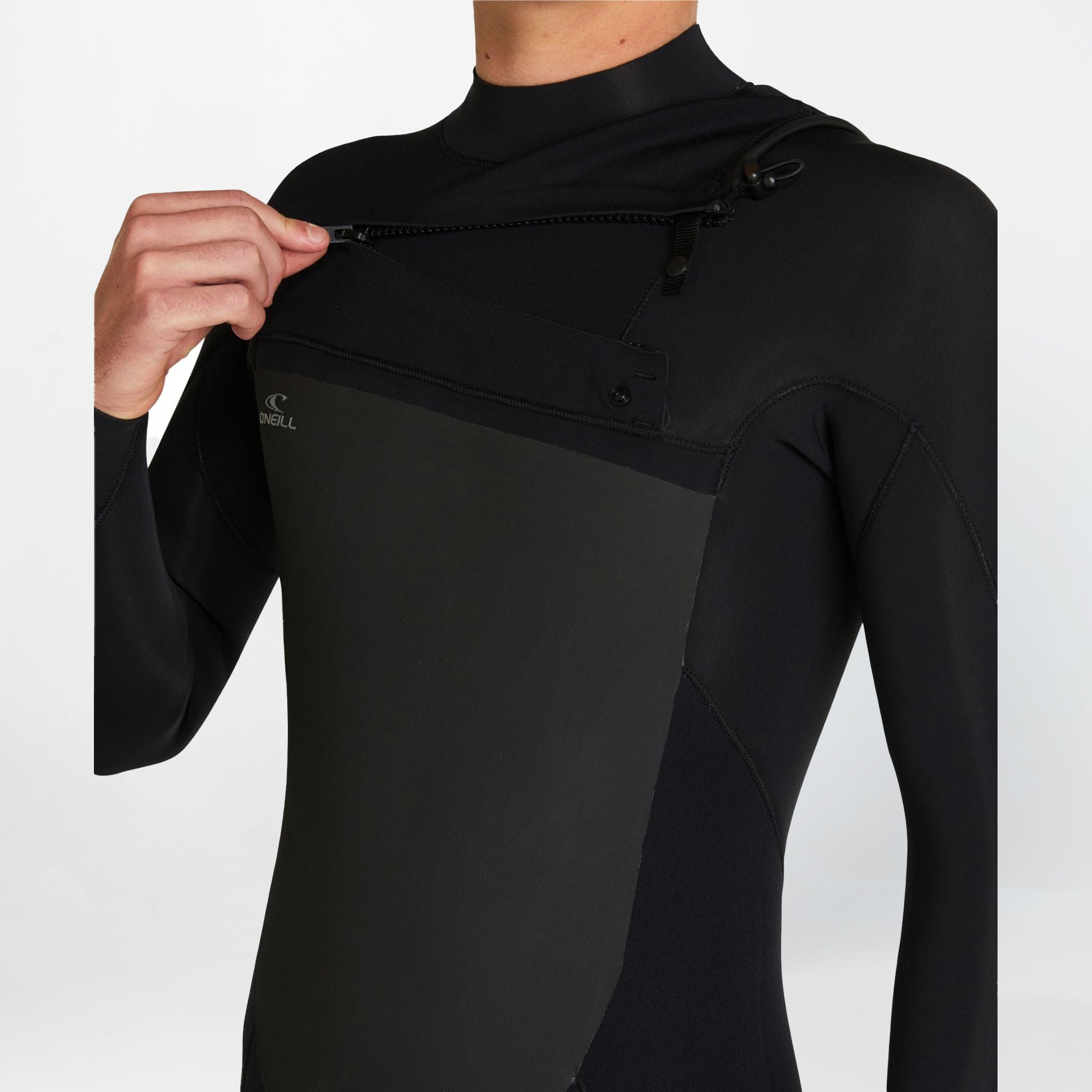 Focus 4/3mm Steamer Chest Zip Sealed Wetsuit - Black