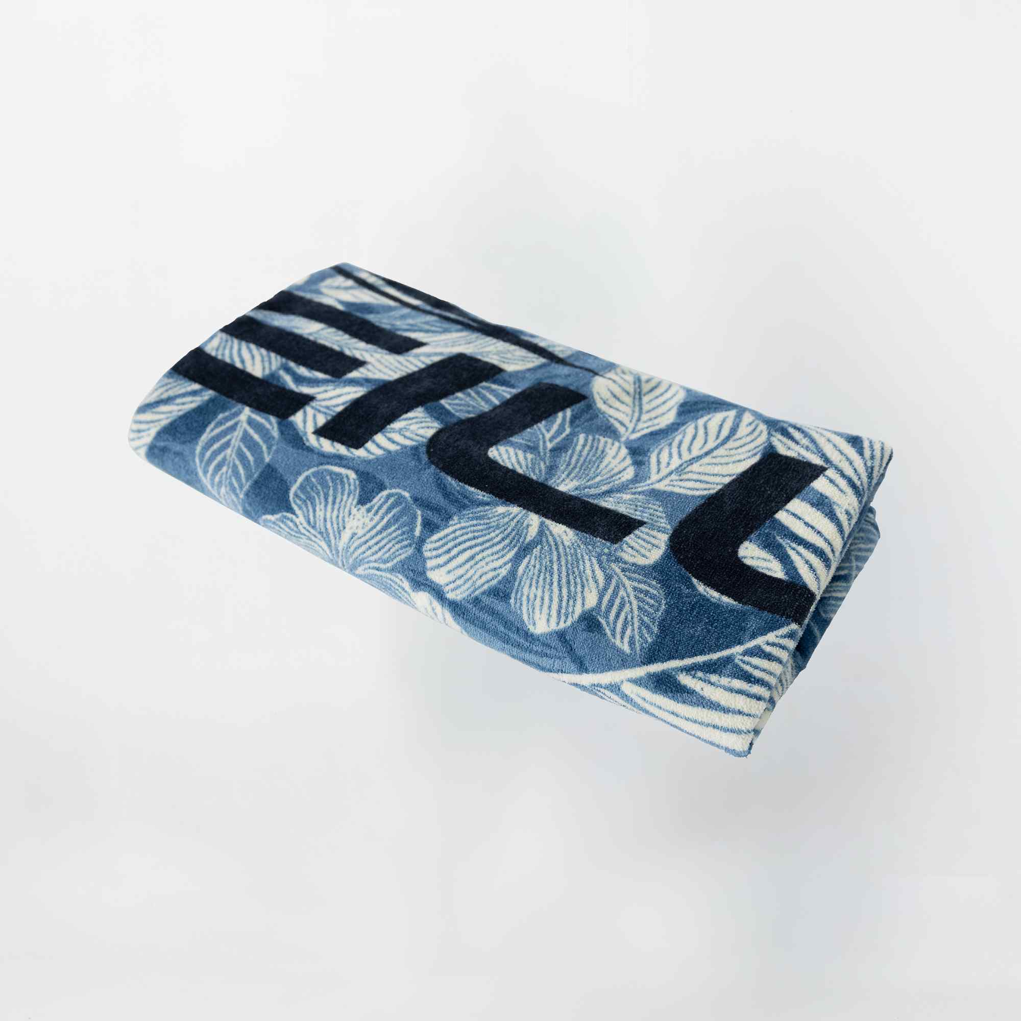 Women's Beach Towel - Blue Floral